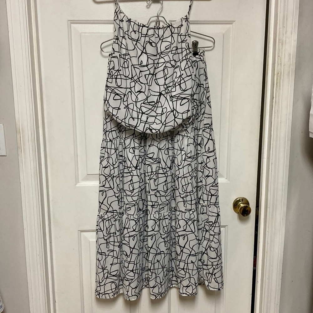 2 pc. Black and White Abstract skirt with matching top